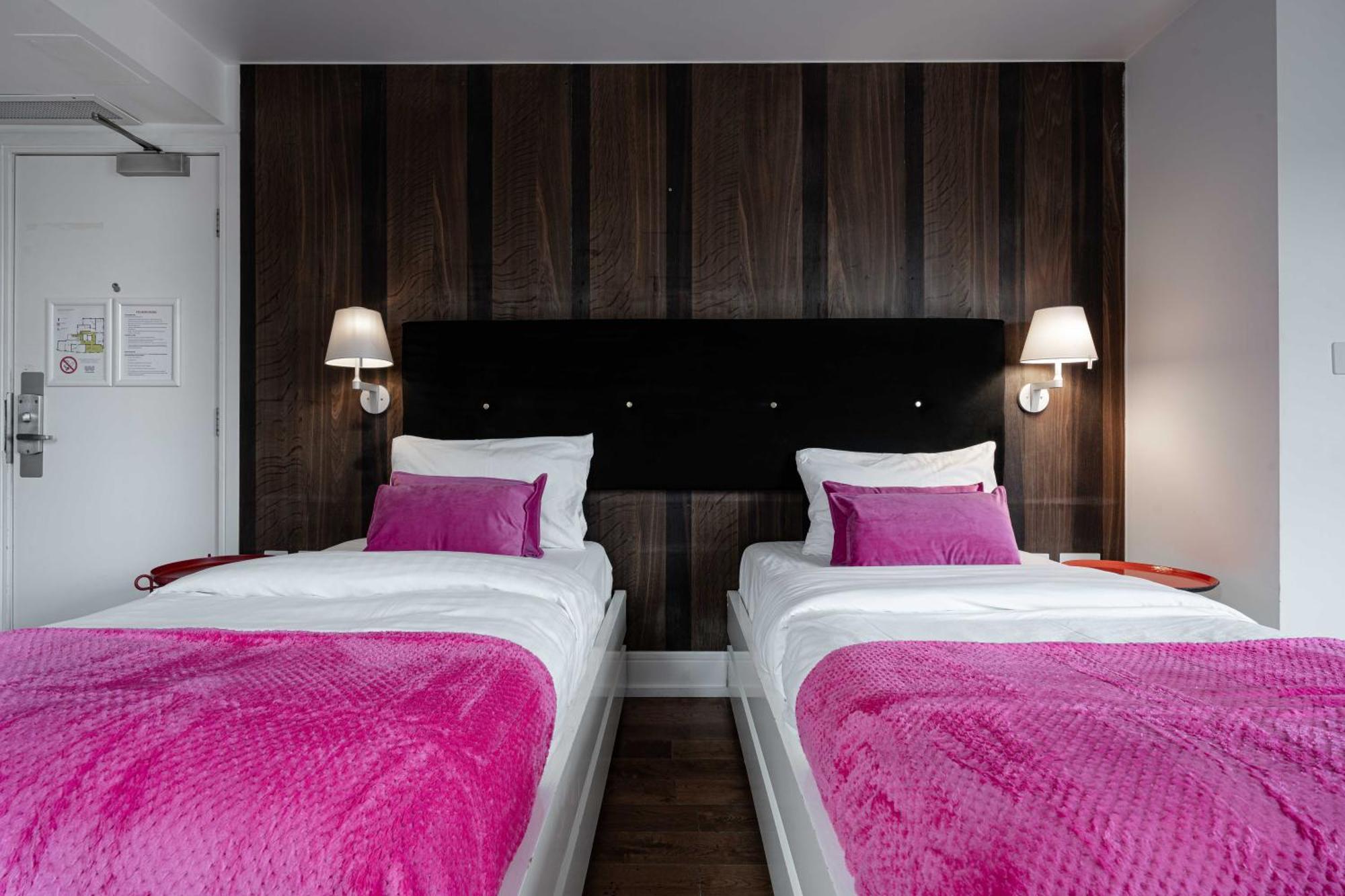 The Whitechapel Hotel Londra Exterior foto